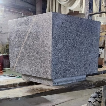 Столбики - Каменный пояс- продажа изделий из натурального камня
